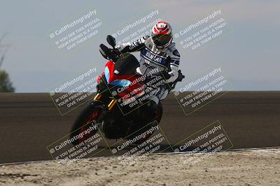 media/Nov-02-2025-Lets Ride (Sun) [[f7a3caa734]]/C Group/1140am (Turn 2 Inside)/